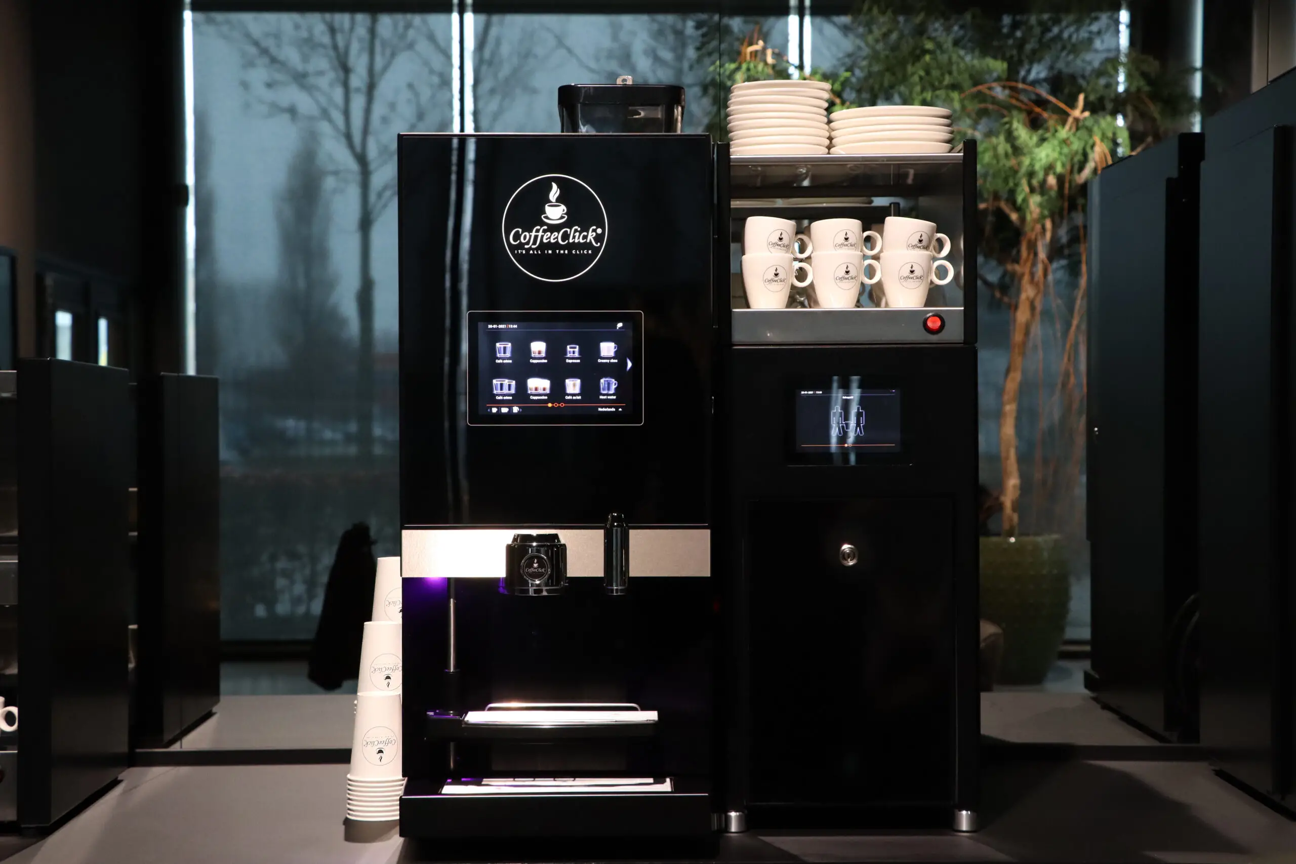 Koffiemachine geplaatst bij een bedrijf